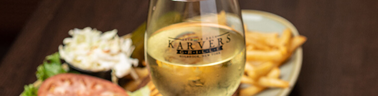 Cocktails at Karvers Grille